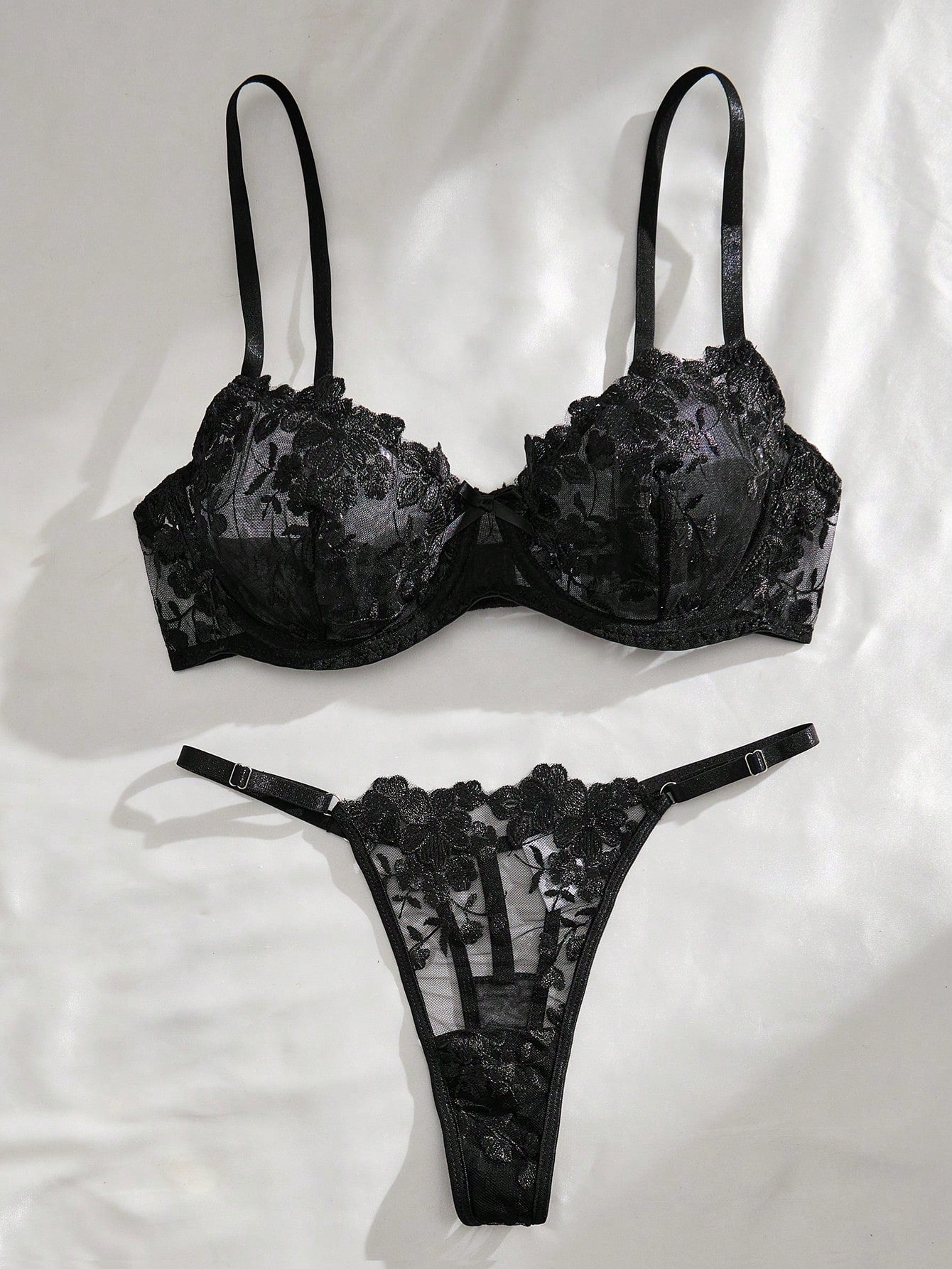 2 piezas Conjunto de lencería de dama negro de encaje bordado transparente de malla de unicolor con sujetador y tanga