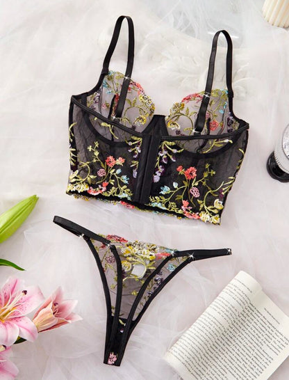 Juego de lencería femenina con bordados florales, sexy y elegante, de piel amigable