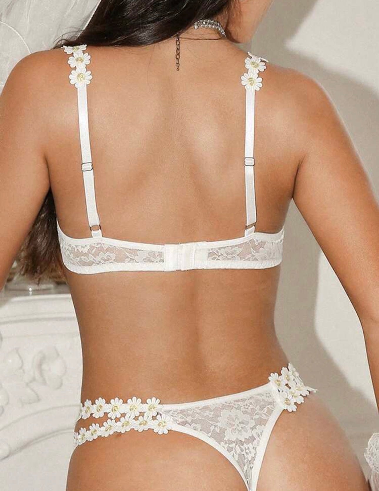 2 piezas Conjunto de sujetador inalámbrico de encaje con margaritas blancas