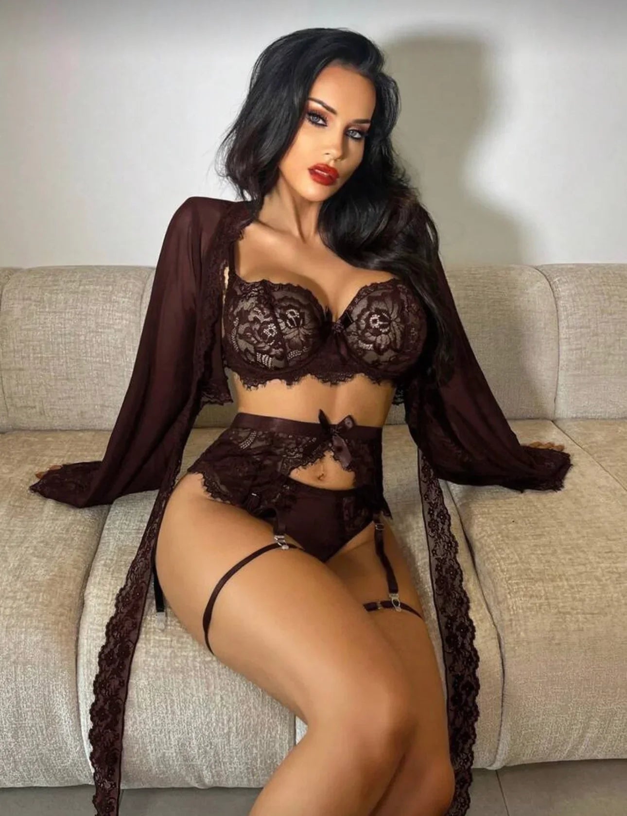 Conjunto de lencería sexy de 6 piezas para mujer, estilo gótico elegante y maduro, que incluye: blusa de encaje y malla holgada, tanga, liguero, 2 anillos para las piernas y bata corta con cordones de encaje largo.