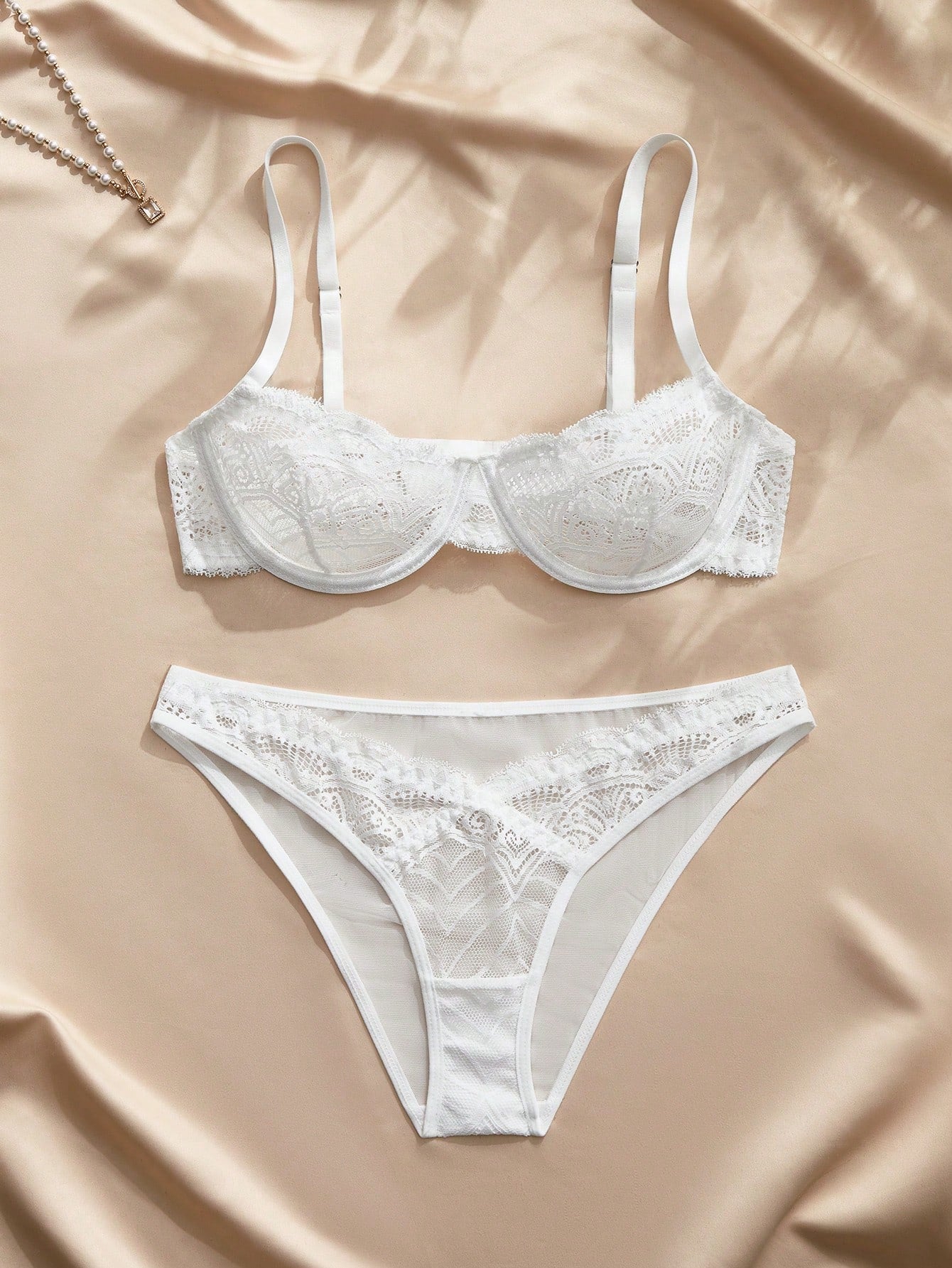 Conjunto de lencería para mujer de 2 piezas, estilo francés, cómodo para uso diario, con encaje floral romántico, copa 3/4 y efecto push-up