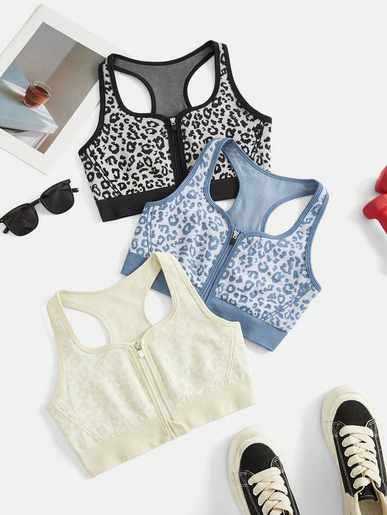 Conjunto de 3 sostenes deportivos con estampado de leopardo