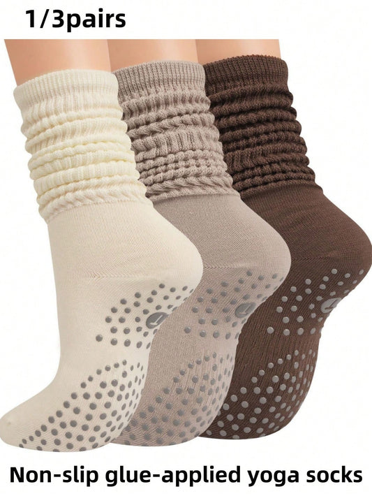 3 pares de calcetines de yoga con agarre de silicona para mujer, aptos para todas las estaciones, calcetines de ballet y pilates antideslizantes para ejercicio.