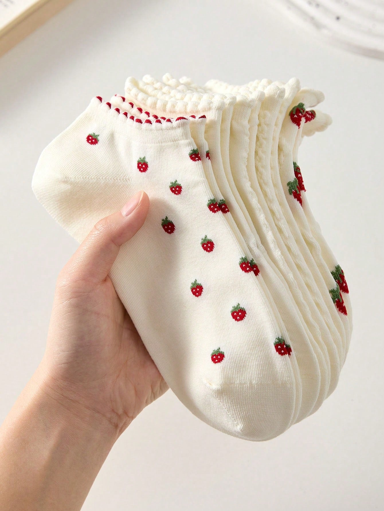 5 pares de calcetines de tobillo blancos para mujer con diseño de fresa, transpirables y antideslizantes, adecuados para primavera y verano, aptos para deportes y ocio