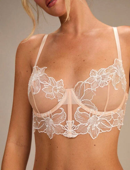 Conjunto de lencería sexy de tono de piel para mujeres